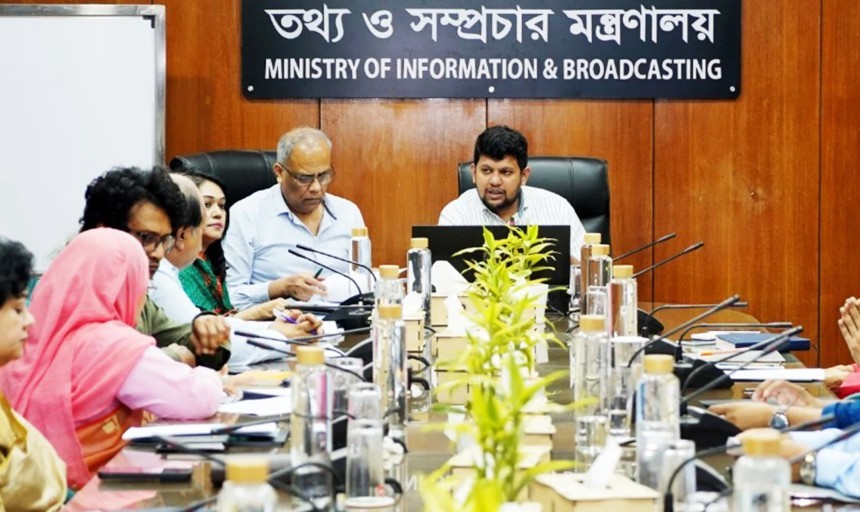 সংবাদপত্রের গুণগত মানোন্নয়নে টাস্কফোর্স গঠন করবে সরকার : তথ্য ও সম্প্রচার উপদেষ্টা